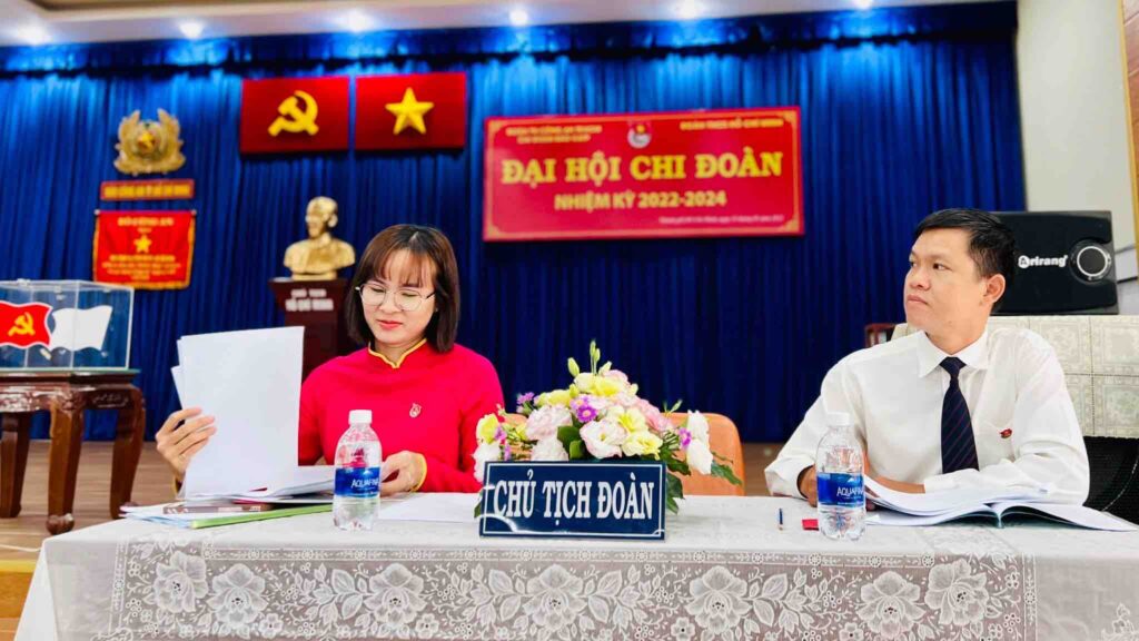 Đoàn chủ tịch Chi đoàn Ban Chuyên đề Công an thành phố Hồ Chí Minh